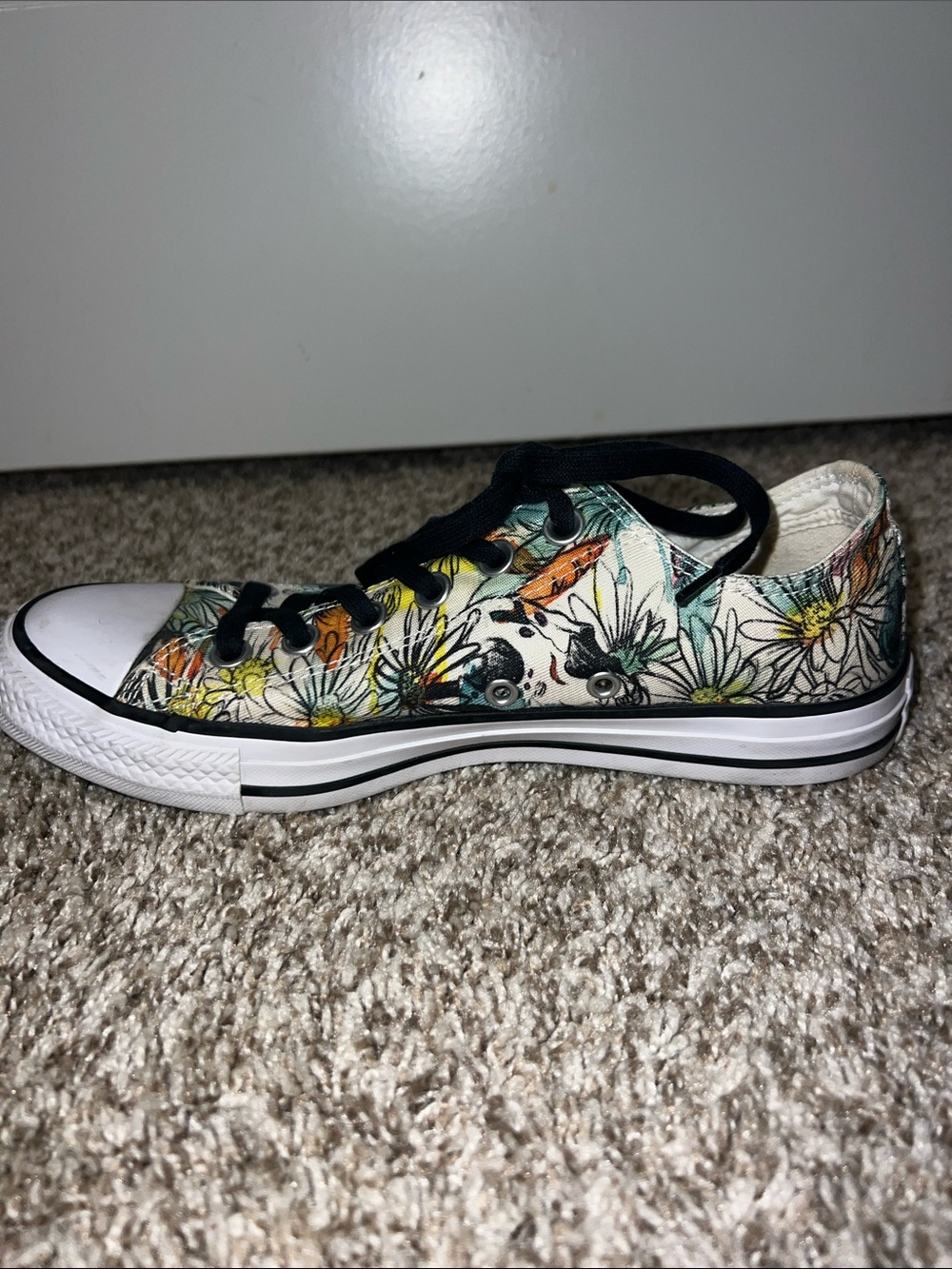 CONVERSE Floral Pop Art Low-Top Canvas Sneakers with Black laces Sz. 8 - Picture 6 of 14